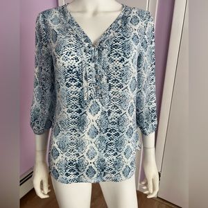 WHITE HOUSE BLACK MARKET BLOUSE